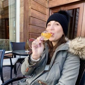 Meet your Posher, Catie